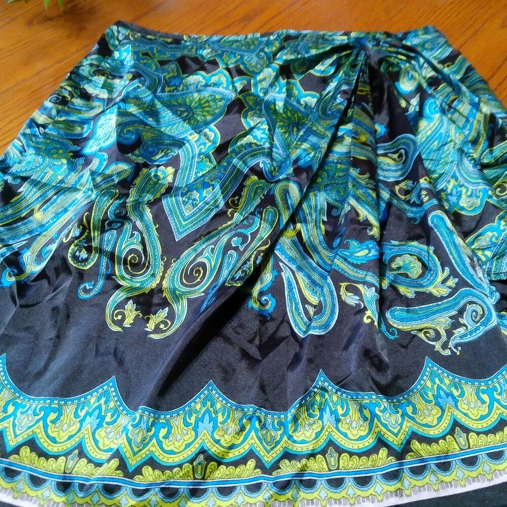 RICHIE TAILOR SIZE MED SKIRT